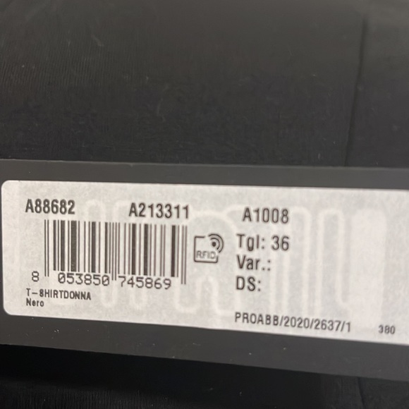 Versace Medusa tshirt - Picture 3 of 3